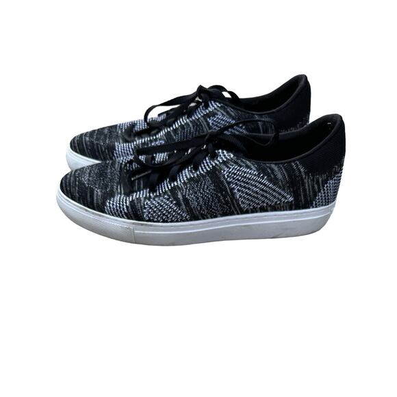 Skechers Shoes - SKECHERS Air Cooled Memory Foam Sneakers SN49872 Black Weave Women’s 8 Lace Up